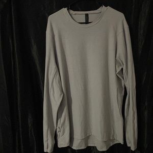 Lululemon Long Sleeve shirt Size XL